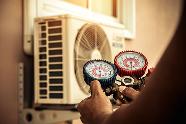 Professional Heat Pump Repair technician working in Blacklick, OH